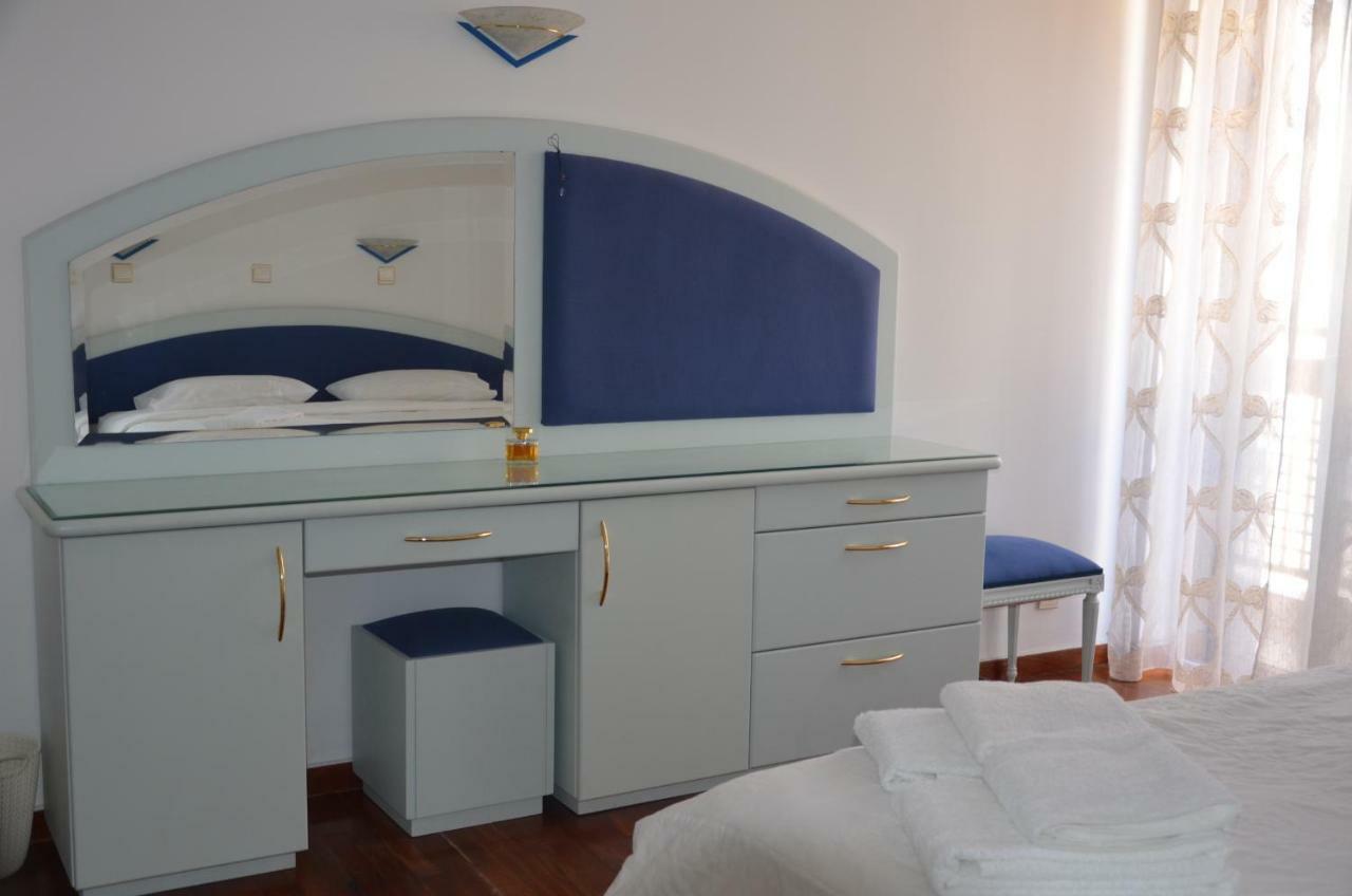 Perfect Beachfront Apartment Athene Buitenkant foto